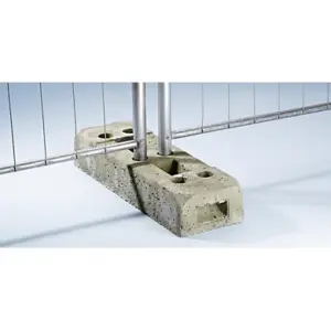 PIEDE IN CEMENTO P/BARRIERA ZINC.