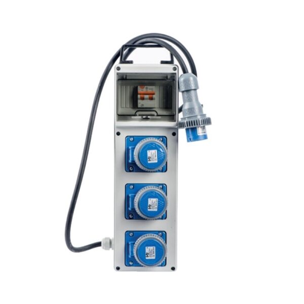 QUADRETTO DI DERIVAZIONE PRESE 3X220V 16A