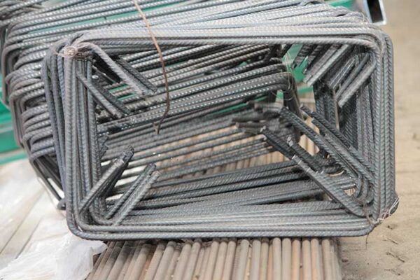 FERRO IN STAFFA 14X14**20X10 diam. 8