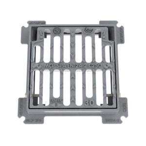 CADITOIA GHISA C250 CM. 20X20 luce interna "MCP"